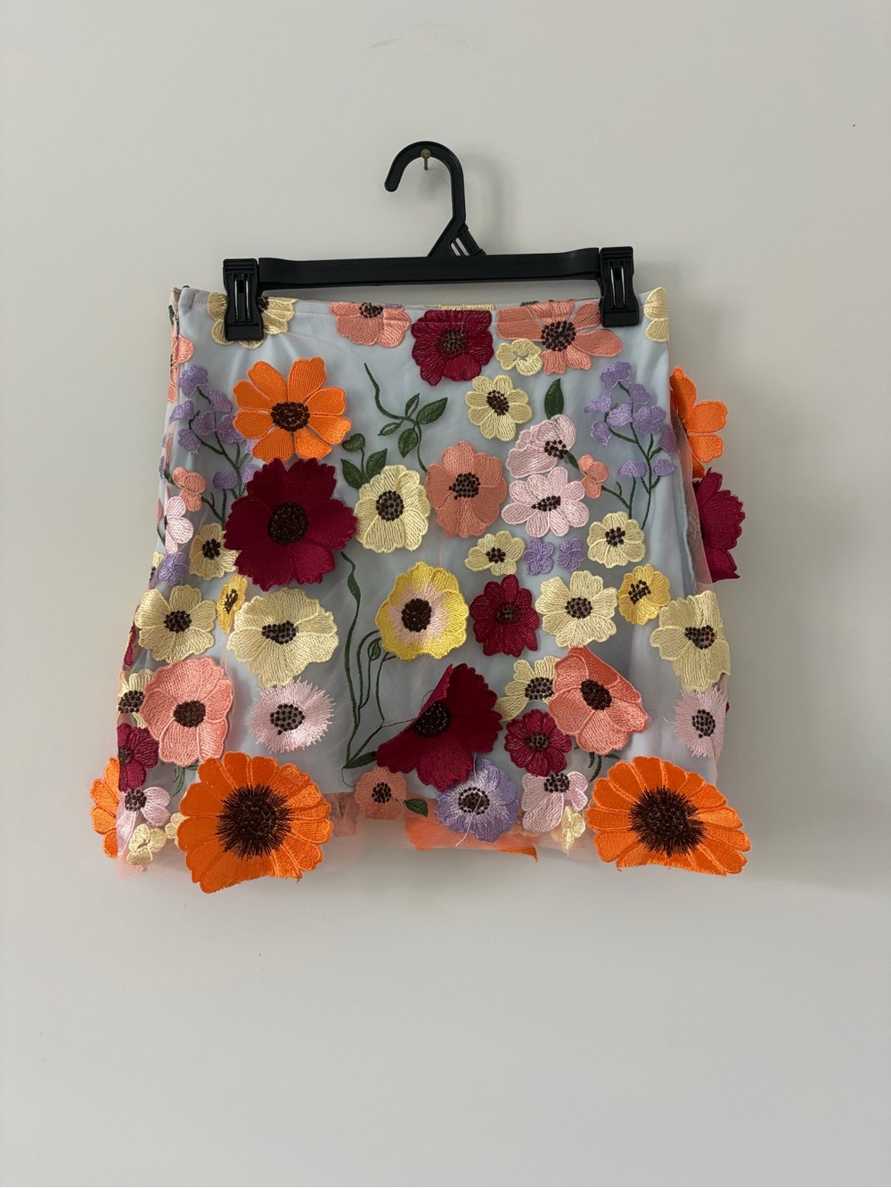 Finesse Addie 3D Flower Appliqué Mini Skirt Multicolor Large